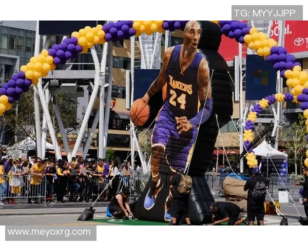 科比粉丝热爱足球明星的背后故事与激情碰撞